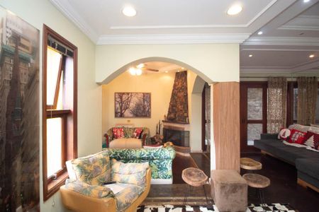 Casa de condomínio para alugar com 538m², 4 quartos e 5 vagasSala 