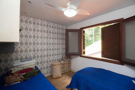 Casa de condomínio para alugar com 538m², 4 quartos e 5 vagasQuarto 4