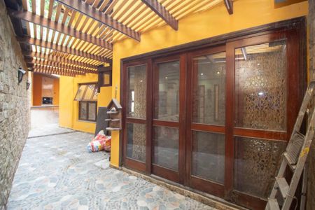 Casa de condomínio para alugar com 538m², 4 quartos e 5 vagasvaranda 