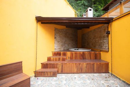 Casa de condomínio para alugar com 538m², 4 quartos e 5 vagasJacuzzi 