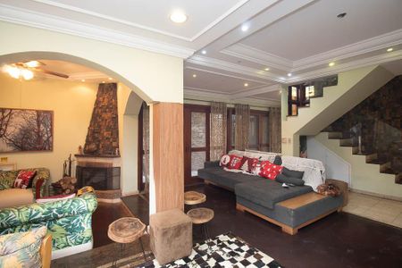 Casa de condomínio para alugar com 538m², 4 quartos e 5 vagasSala 