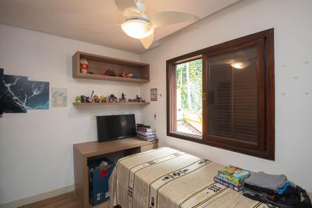 Casa de condomínio para alugar com 538m², 4 quartos e 5 vagasSuíte 3