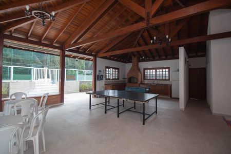 Casa de condomínio para alugar com 538m², 4 quartos e 5 vagasÁrea comum - Churrasqueira