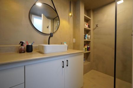 Apartamento à venda com 92m², 3 quartos e 2 vagasBanheiro