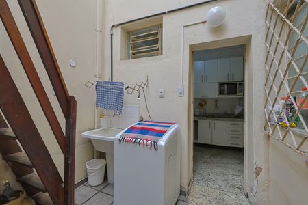 Casa para alugar com 150m², 4 quartos e 1 vagaÁrea de Serviço