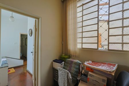 Casa para alugar com 150m², 4 quartos e 1 vagaEscritório