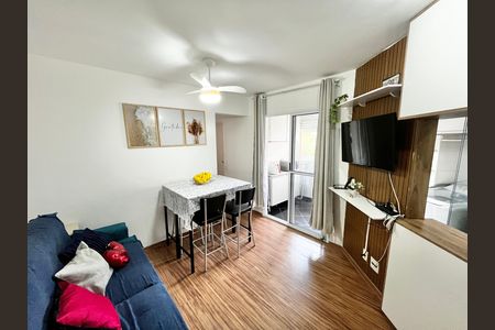 Sala de apartamento para alugar com 2 quartos, 48m² em Vila Bela Vista (zona Norte), São Paulo