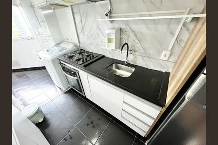 Cozinha de apartamento para alugar com 2 quartos, 48m² em Vila Bela Vista (zona Norte), São Paulo