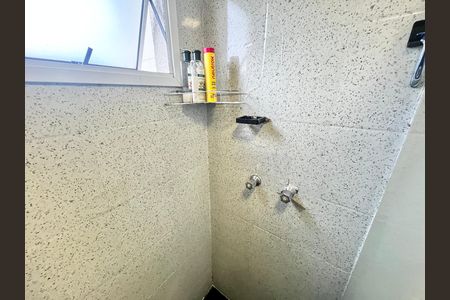 Apartamento para alugar com 48m², 2 quartos e sem vagaBanheiro