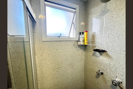 Apartamento para alugar com 48m², 2 quartos e sem vagaBanheiro