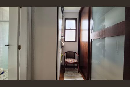 Apartamento à venda com 138m², 3 quartos e 3 vagas Apartamento à venda com 138m², 3 quartos e 3 vagasSuíte