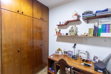 Apartamento à venda com 70m², 3 quartos e 1 vagaQuarto 2