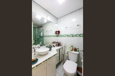Banheiro de apartamento à venda com 3 quartos, 70m² em Jardim dos Oliveiras, Campinas