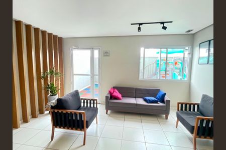 Apartamento à venda com 38m², 0 quarto e 1 vaga Apartamento à venda com 38m², 0 quarto e 1 vagaHall social