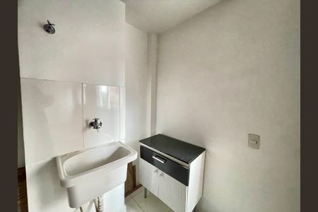 Apartamento à venda com 38m², 0 quarto e 1 vaga Apartamento à venda com 38m², 0 quarto e 1 vagaÁrea de Serviço