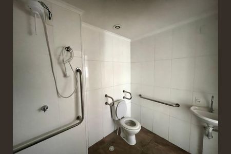 Apartamento à venda com 38m², 0 quarto e 1 vaga Apartamento à venda com 38m², 0 quarto e 1 vagaBanheiro