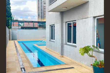 Apartamento à venda com 38m², 0 quarto e 1 vaga Apartamento à venda com 38m², 0 quarto e 1 vagaPiscina