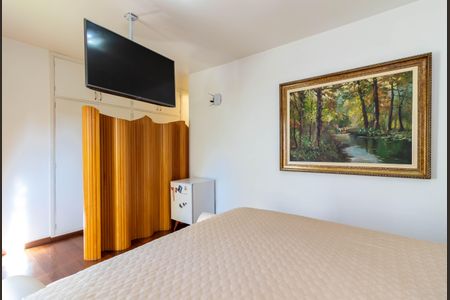 Apartamento à venda com 204m², 4 quartos e 4 vagas Apartamento à venda com 204m², 4 quartos e 4 vagasSuíte 1