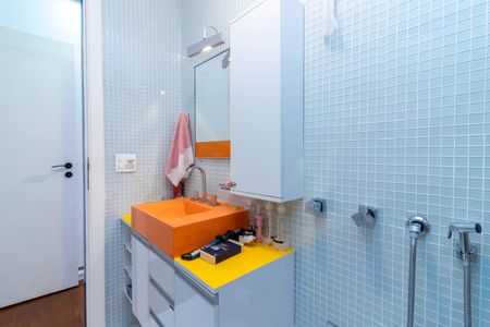 Apartamento à venda com 204m², 4 quartos e 4 vagas Apartamento à venda com 204m², 4 quartos e 4 vagasBanheiro da Suíte 2