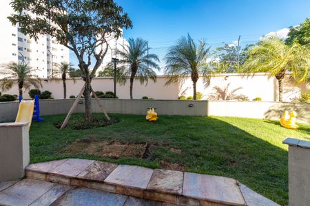 Apartamento à venda com 204m², 4 quartos e 4 vagas Apartamento à venda com 204m², 4 quartos e 4 vagasÁrea comum - Playground