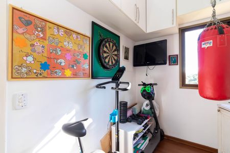 Apartamento à venda com 204m², 4 quartos e 4 vagas Apartamento à venda com 204m², 4 quartos e 4 vagasQuarto Extra