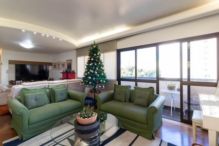 Apartamento à venda com 204m², 4 quartos e 4 vagas Apartamento à venda com 204m², 4 quartos e 4 vagasSala de Visitas