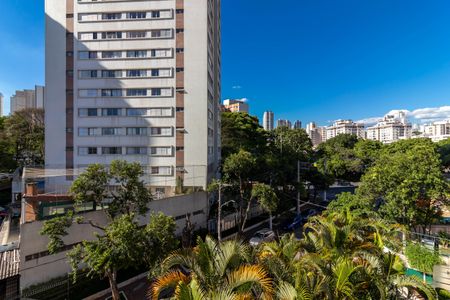 Apartamento à venda com 204m², 4 quartos e 4 vagas Apartamento à venda com 204m², 4 quartos e 4 vagasVaranda da Suíte 1 - Vista