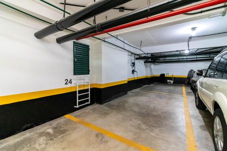 Apartamento à venda com 204m², 4 quartos e 4 vagas Apartamento à venda com 204m², 4 quartos e 4 vagasVagas 1 e 2
