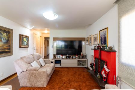 Apartamento à venda com 204m², 4 quartos e 4 vagas Apartamento à venda com 204m², 4 quartos e 4 vagasSala de Estar