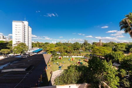 Apartamento à venda com 204m², 4 quartos e 4 vagas Apartamento à venda com 204m², 4 quartos e 4 vagasVaranda da Sala - Vista