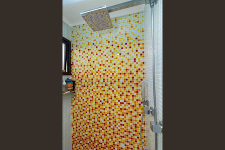 Apartamento à venda com 204m², 4 quartos e 4 vagas Apartamento à venda com 204m², 4 quartos e 4 vagasBanheiro da Suíte 2