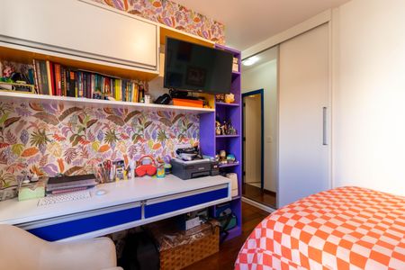 Apartamento à venda com 204m², 4 quartos e 4 vagas Apartamento à venda com 204m², 4 quartos e 4 vagasSuíte 2