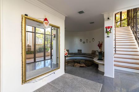 Apartamento à venda com 204m², 4 quartos e 4 vagas Apartamento à venda com 204m², 4 quartos e 4 vagasHall Social