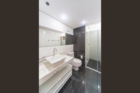 Apartamento à venda com 77m², 2 quartos e 2 vagas Apartamento à venda com 77m², 2 quartos e 2 vagasBanheiro Social