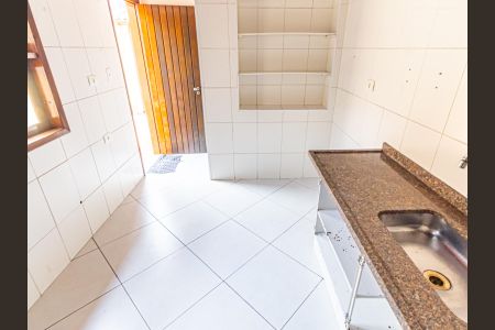 Casa à venda com 95m², 2 quartos e 1 vaga Casa à venda com 95m², 2 quartos e 1 vagaCozinha