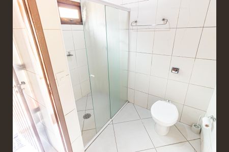 Casa à venda com 95m², 2 quartos e 1 vaga Casa à venda com 95m², 2 quartos e 1 vagaBanheiro