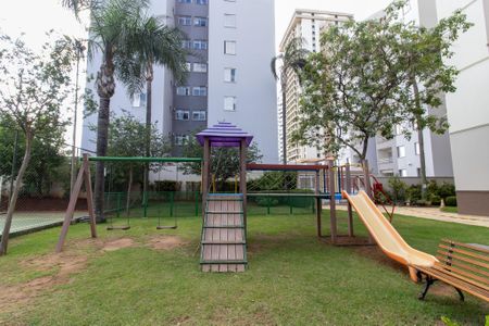 Apartamento à venda com 78m², 3 quartos e 2 vagasÁrea comum - Playground