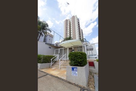 Apartamento à venda com 78m², 3 quartos e 2 vagasFachada