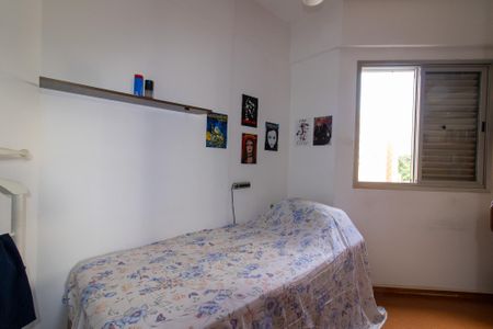 Apartamento à venda com 78m², 3 quartos e 2 vagasQuarto 2