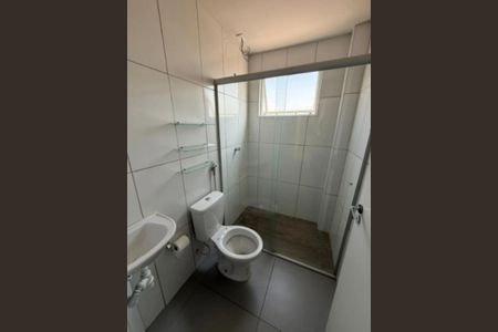 Banheiro de apartamento para alugar com 2 quartos, 44m² em Sobradinho, Lagoa Santa