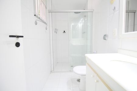 Apartamento para alugar com 110m², 2 quartos e 2 vagasBanheiro 1