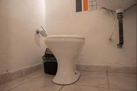 Casa para alugar com 180m², 2 quartos e 1 vagaBanheiro de Serviço