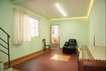 Sala de casa para alugar com 2 quartos, 130m² em Vila da Saúde, São Paulo