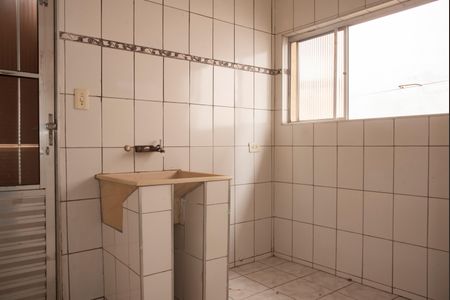 Casa para alugar com 180m², 2 quartos e 1 vagaÁrea de Serviço