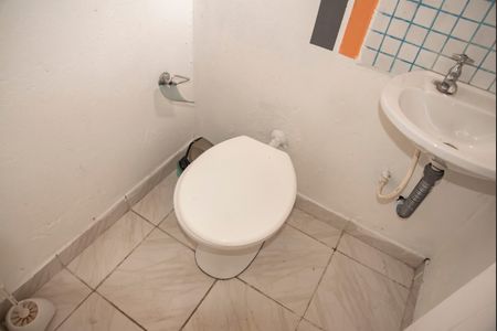 Casa para alugar com 180m², 2 quartos e 1 vagaBanheiro de Serviço