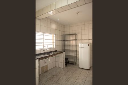 Casa para alugar com 180m², 2 quartos e 1 vagaCozinha