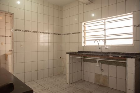 Casa para alugar com 180m², 2 quartos e 1 vagaCozinha