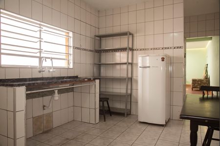 Casa para alugar com 180m², 2 quartos e 1 vagaCozinha