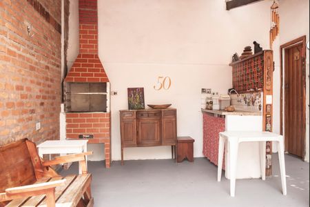 Casa para alugar com 180m², 2 quartos e 1 vagaQuintal - Churrasqueira