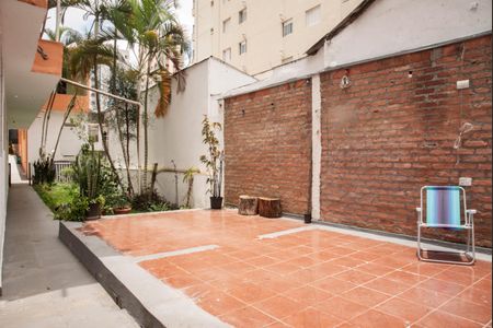 Casa para alugar com 180m², 2 quartos e 1 vagaQuintal